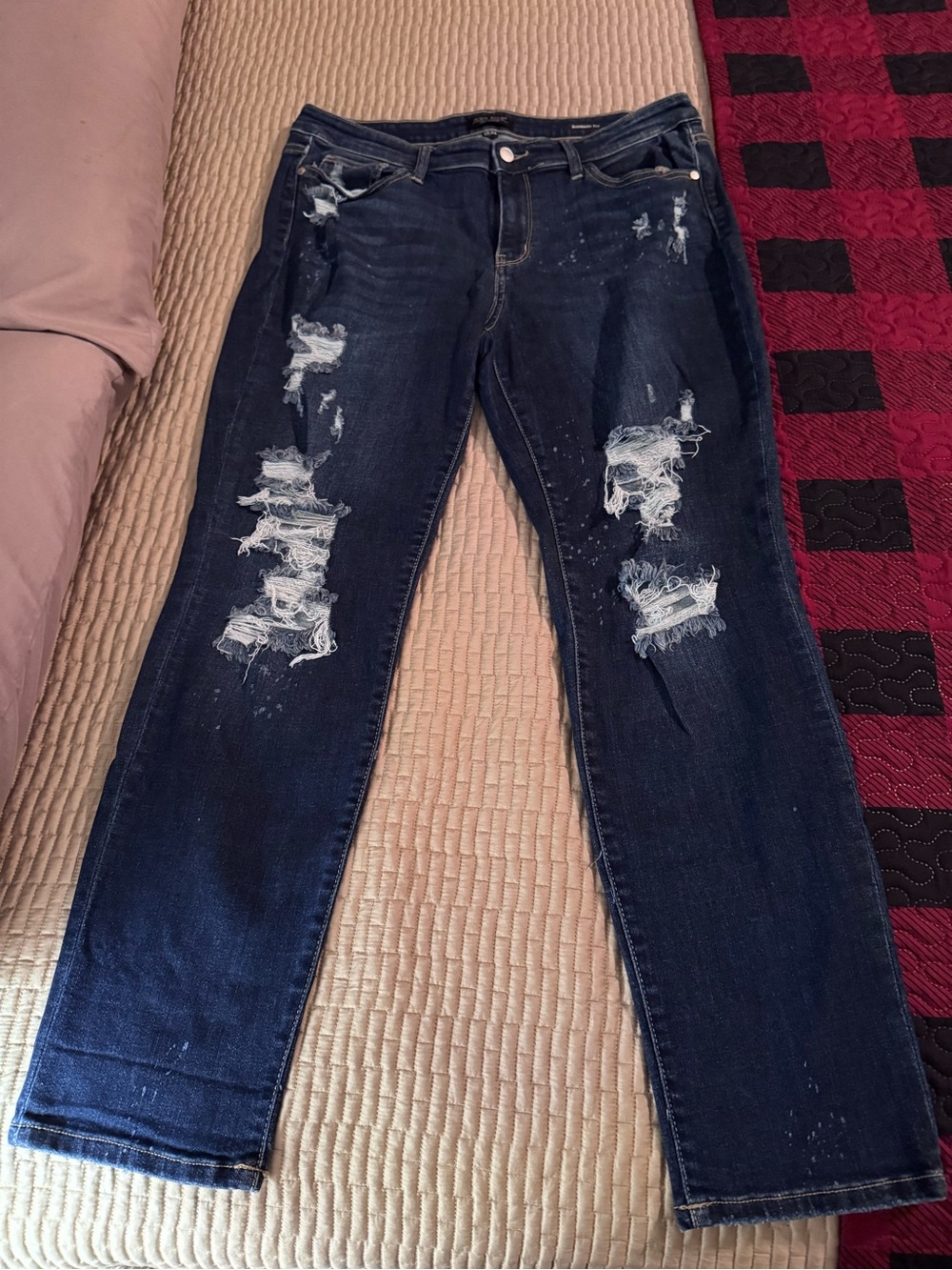 Judy Blue Dark Blue Distressed Boyfriend Jeans SIZE 15/32